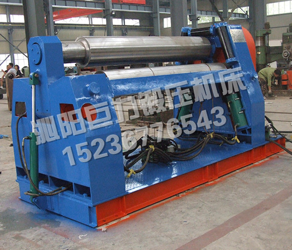 W11QX-16x2000-傾斜下調(diào)式三輥卷板機